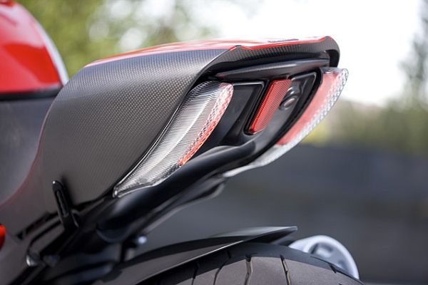 DIAVEL (12)
