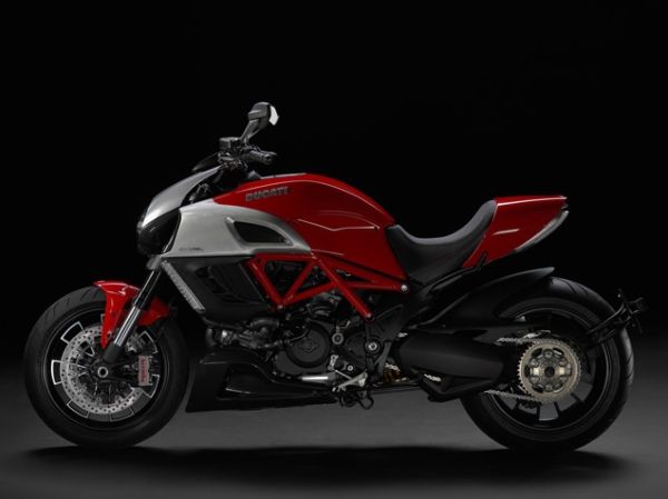 DIAVEL (19)
