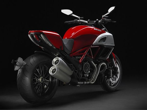 DIAVEL (18)