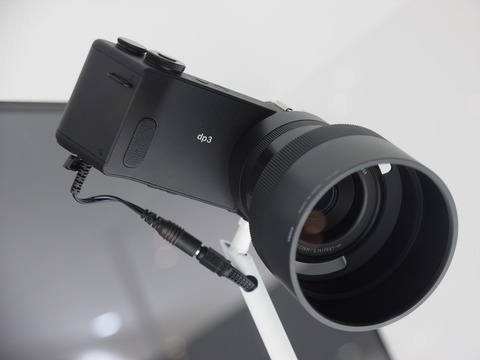 EM140042_R