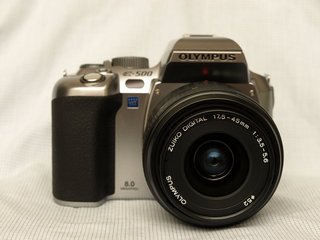 E-500正面