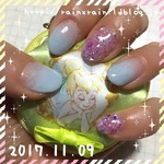 ライトブルーグレーのカラグラ&シェルネイル