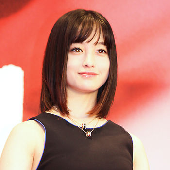 thumb-12156-72638-entame_l