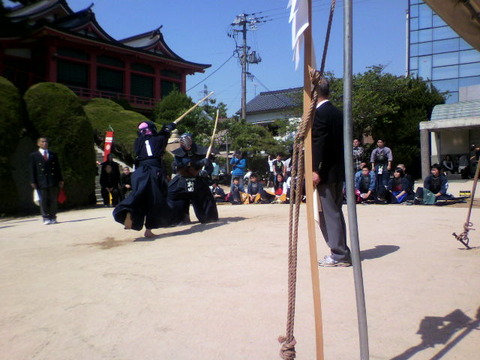 2011042914210000