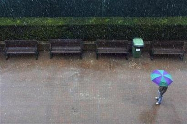 ウィンブルドン、雨 001