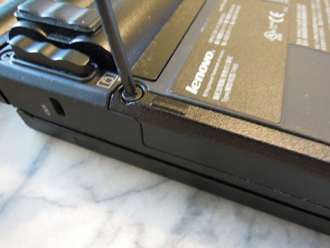 Thnik Pad X200s HDDをSSDにハードディスク換装