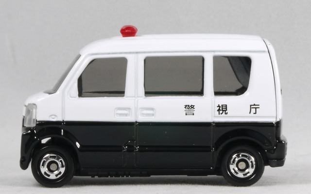 8be67040-s.jpg