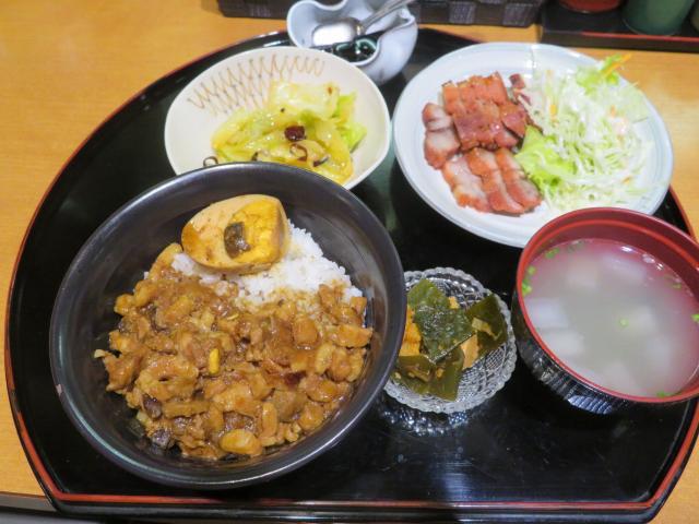 ゆうかお 台湾式焼き豚1
