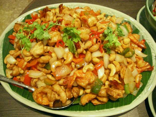 昭和レトロ イカとカシューナッツ炒め 食品サンプル 直径約26cm 町中華 昭和レトロ イカとカシューナッツ炒め 食品サンプル 直径約26cm 町中華