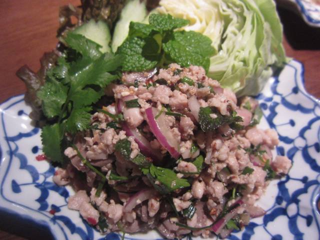 タイ料理のひき肉とタイハーブ和え ラープ フレッシュミント サラネー パクチー が必須です レシピサイトでは省かれる 毎日カレー と タイ 料理 By エスニカン