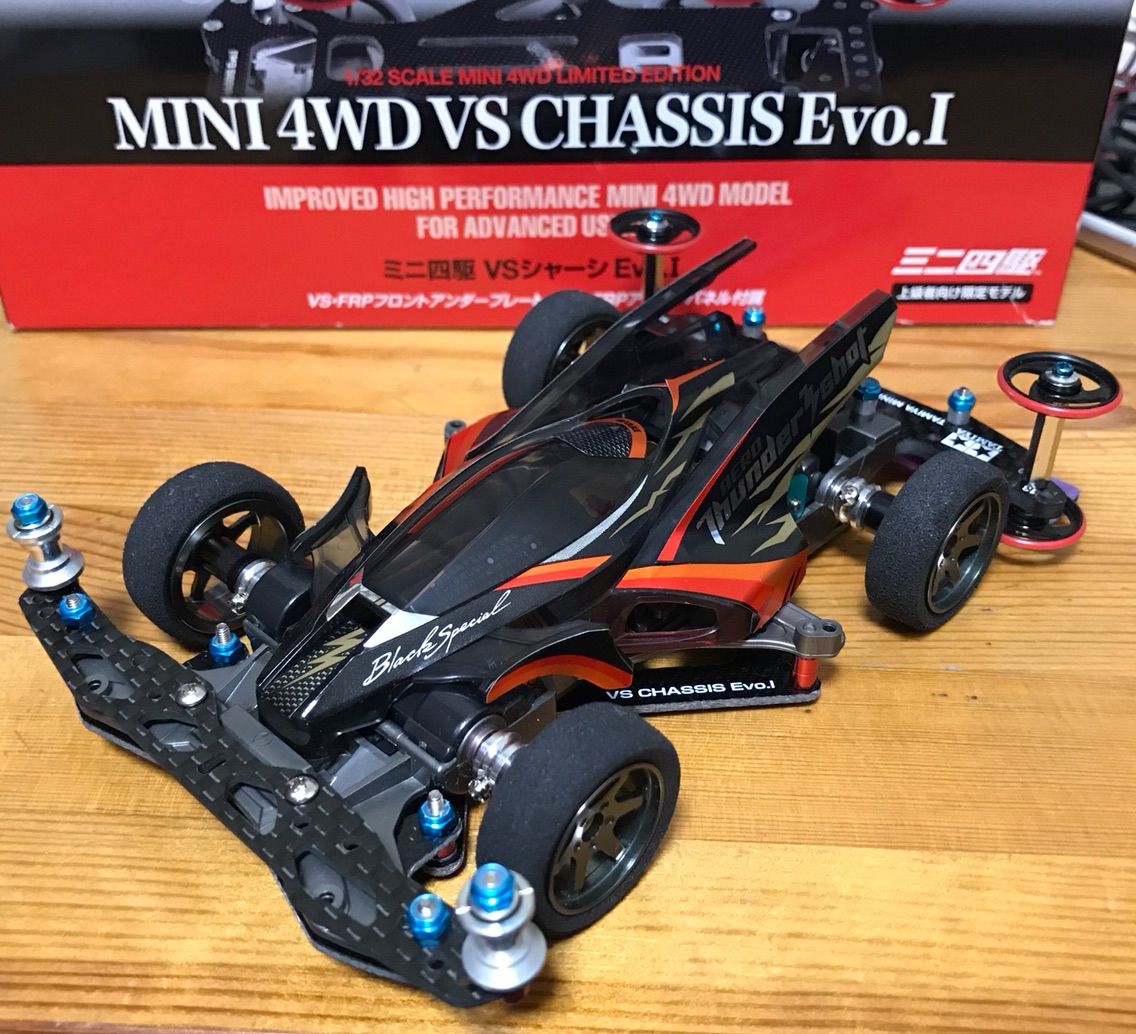 新作人気 ◇ ミニ四駆 VS CHASSIS Evo.I on エアロ サンダーショット ホビーラジコン