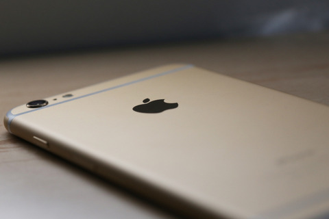 iphone-6-plus-rear-low-close