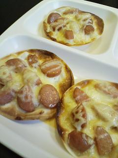 餃子ピザ