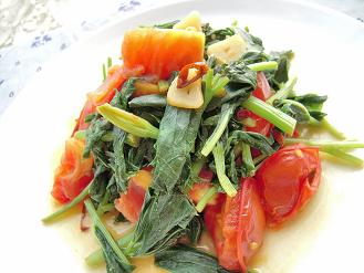 テレビで話題 明日葉は免疫力アップだけじゃないセルライト破壊効果まで 明日葉とトマトのペペロンチーノ 明日葉 とこんにゃくの黒胡麻炒め 長葱と切り干し大根の明日葉ミックス マクロビオティック 簡単 料理 レシピ ゆん ｓ