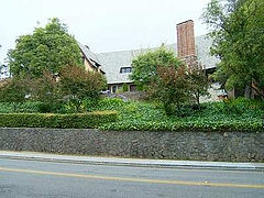 お屋敷