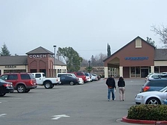 @Vacaville Premium Outlet 2