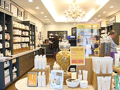 kiehl's@Berkeley, 4th st. kiehl's@Berkeley, 4th st.