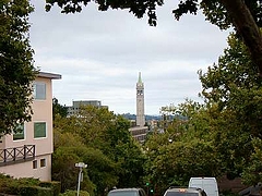 UCBのtower