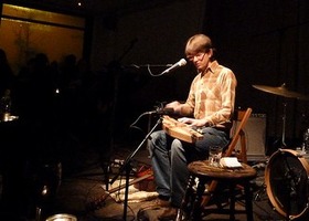 2010113002em