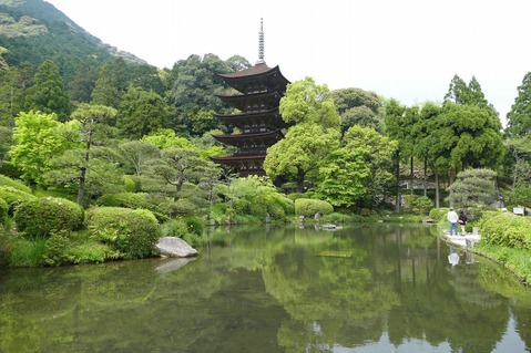 瑠璃光寺五重塔