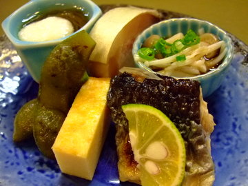 つきだし