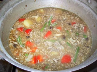 10肉じゃが水加え.jpg