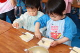 022