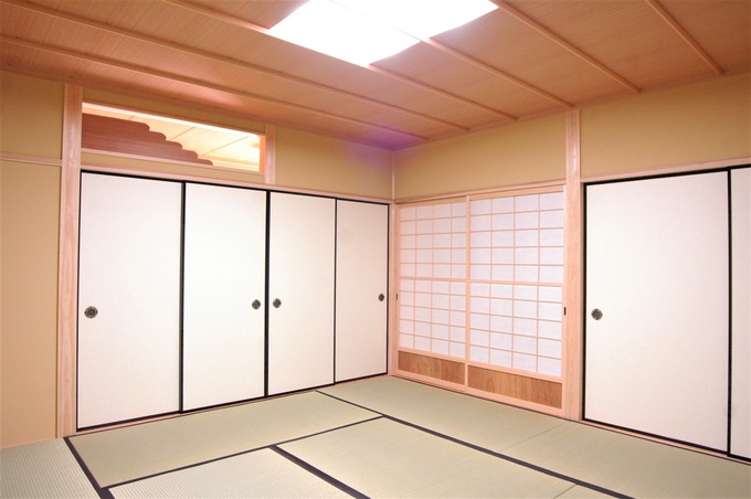 広間 (2)