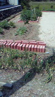 201405291047000