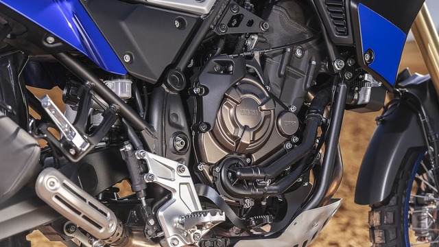 2019-Yamaha-XTZ700-EU-Power_Black-Detail-001-03_Tablet