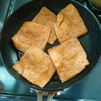 65668
