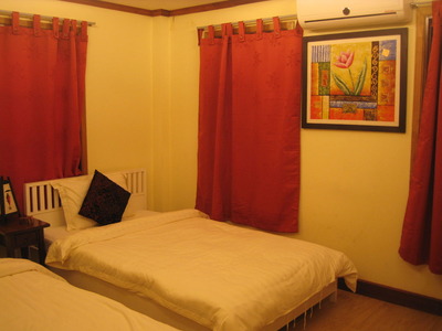 LUANG PRABANG 2010 241