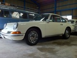 912002