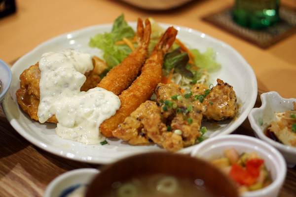 かえる食堂 蓮