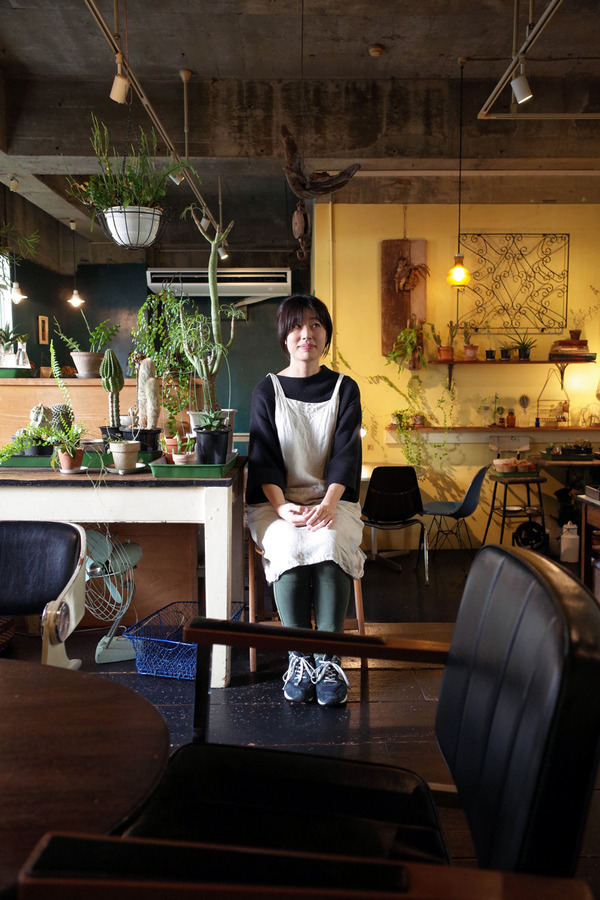 ハグルカフェR0017531