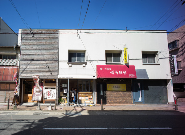 PLASE.STORE鳥飼店