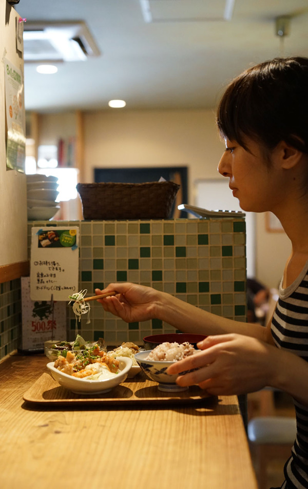 かえる食堂 蓮