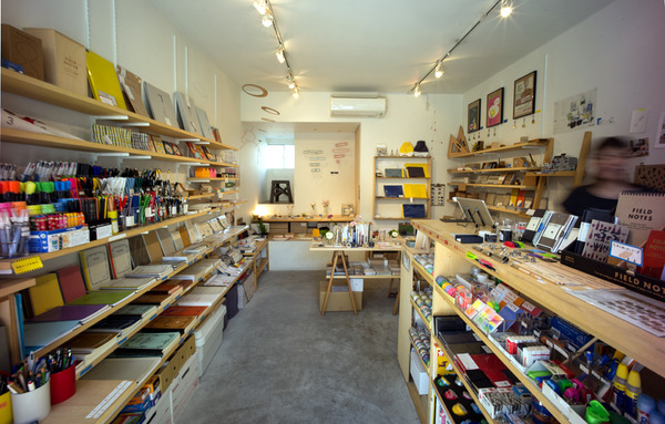 PLASE.STORE鳥飼店