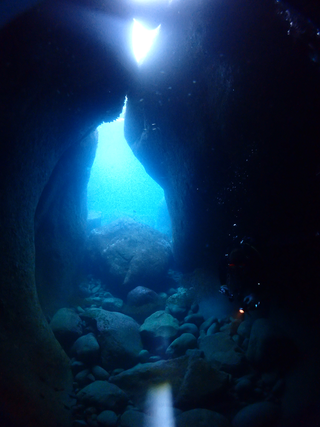hole