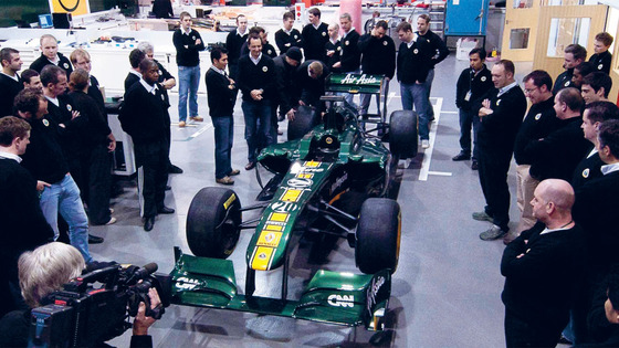 チーム・ロータス T128