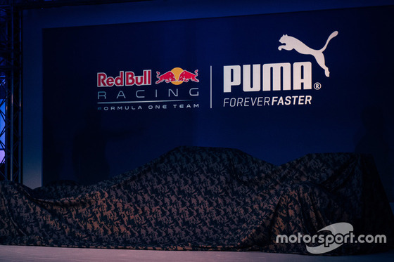 レッドブルの2016年F1マシンRB12は2月22日バルセロナF1テストで登場する