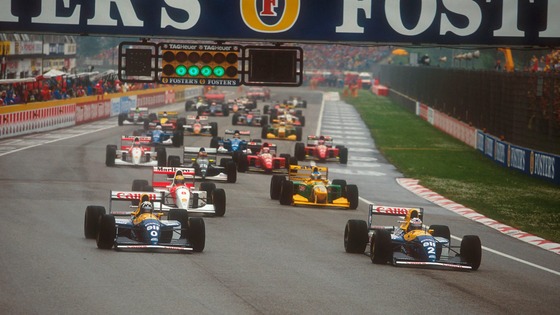 ウィリアムズ2台、アラン・プロスト(2)とデイモン・ヒル(0):1993年F1サンマリノGPスタート