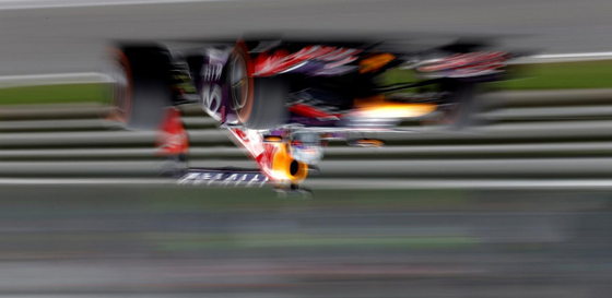 F1マシンは上下さかさまで走ることができるか?: セバスチャン・ベッテル、2013年F1イタリアGP