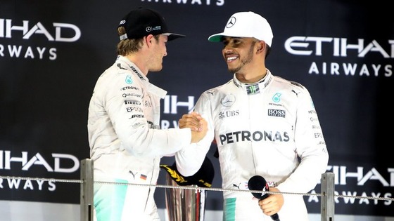 ニコ・ロズベルグとルイス・ハミルトン(メルセデス)、2016年F1アブダビGP