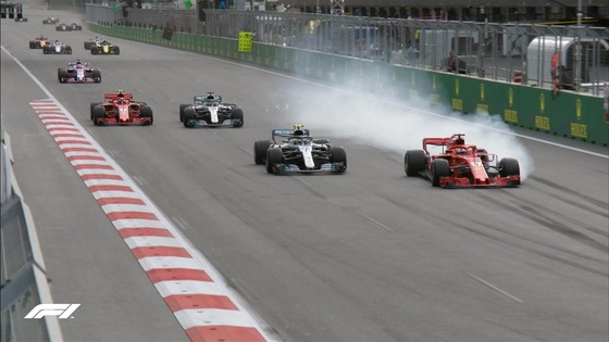 ベッテル、ボタスを抜こうとしてロックアップ、2位から4位に:2018年F1アゼルバイジャンGP