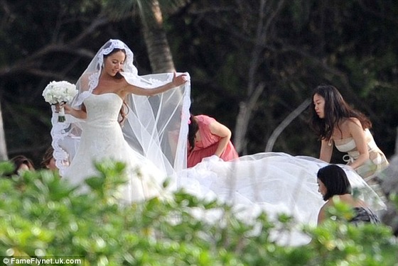 道端ジェシカとジェンソン・バトンの結婚式、ハワイ