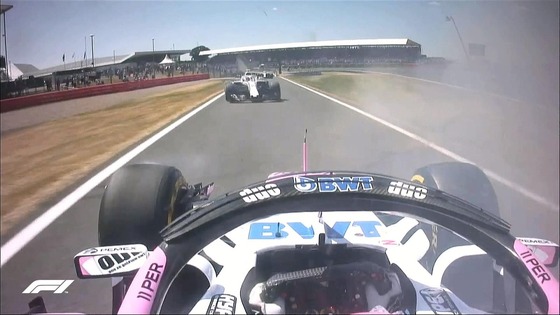 セルジオ・ペレスがスピンしてピットレーン・スタートのウィリアムズ2台の前に:2018年F1イギリスGP