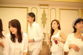 b06