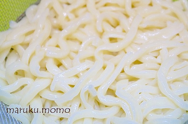 u004