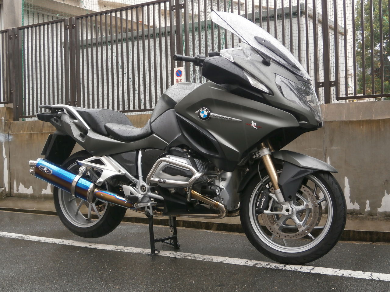 R1200RT エキパイマフラー 1811 7693905/7693906 BMW 純正  バイク 部品 1811 7693905 7693906 コケキズ無し 品薄 車検 Genuine:22324715